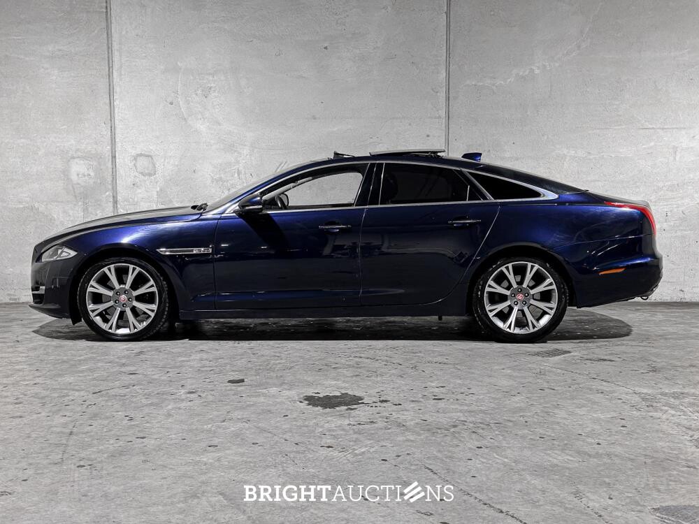 Jaguar XJ 3.0 D Premium Luxury 300pk 2016, RV-612-X
