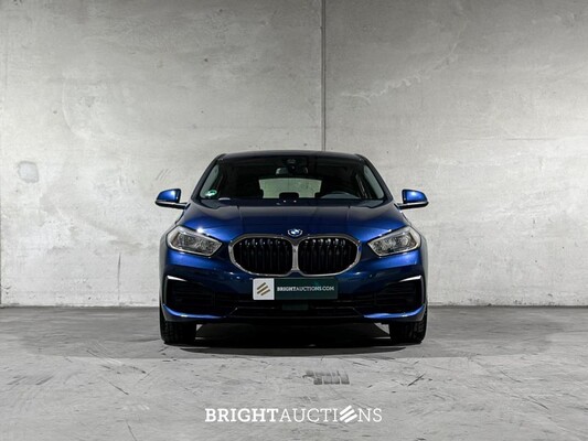 BMW 118i Introduction Edition 136pk 2023 (Origineel-NL+1e eigenaar) 1-serie, T-589-KN