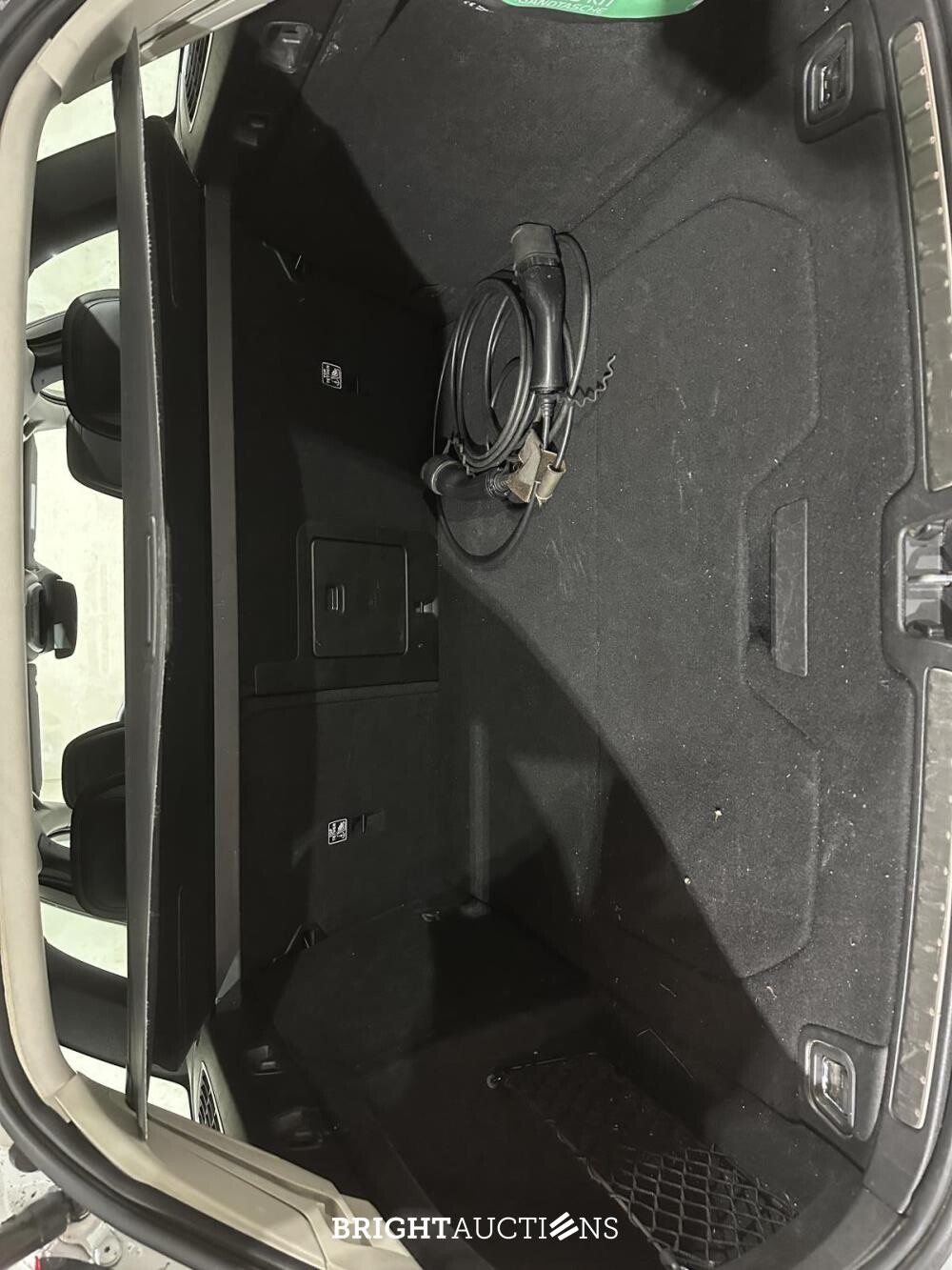 Volvo V60 2.0 T6 Recharge AWD Inscription Expression 340pk 2021 Plug-In Hybrid (Origineel-NL + 1e Eigenaar), N-828-HZ