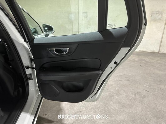 Volvo V60 2.0 T6 Recharge AWD Inscription Expression 340pk 2021 Plug-In Hybrid (Origineel-NL + 1e Eigenaar), N-828-HZ