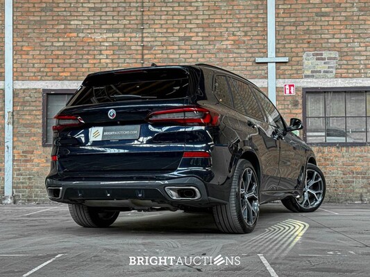 BMW X5 xDrive45e M-Sport 50 Jahre 6-cilinder 394pk 2023, X-243-GJ