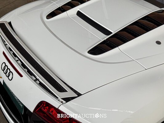 Audi R8 5.2 V10 FSI Quattro SPIDER 525pk 2012 (76.000 km)