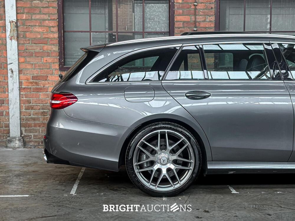 Mercedes-Benz E63 Estate AMG 4.4 V8 4Matic+ 571pk 2019 E-Klasse, X-237-PX