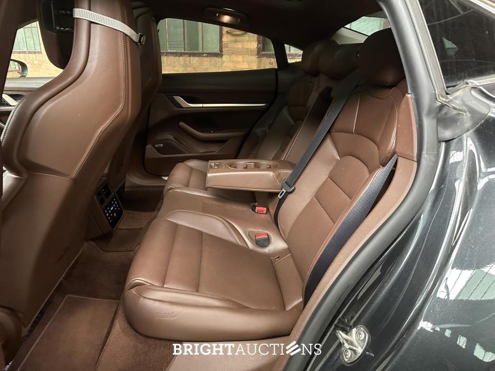 Porsche Taycan 4S 531pk 2020