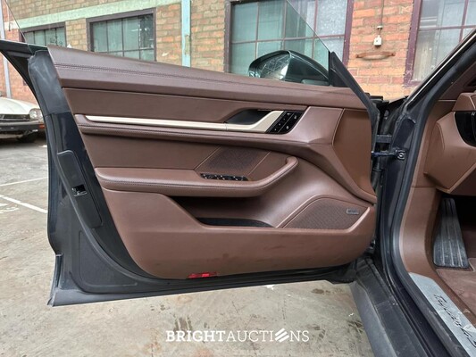 Porsche Taycan 4S 531pk 2020