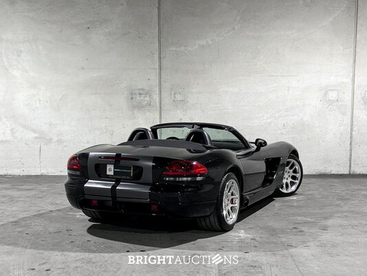 Dodge Viper SRT-10 8.4 V10 600pk 2008 Convertible, 67-KJL-8 (13.849 KM)