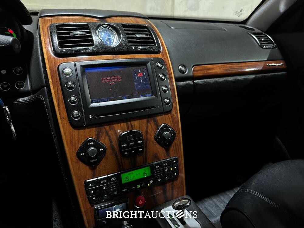 Maserati Quattroporte 4.2 V8 Duo Select 401pk 2005, 13-RL-XN Youngtimer

