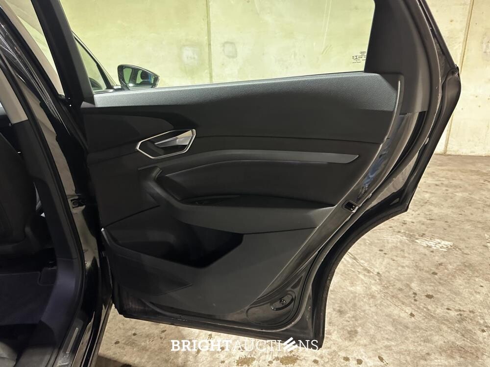 Audi e-tron 50 Quattro Launch Edition 71 kWh 313pk 2019 (Origineel-NL), G-370-ZV