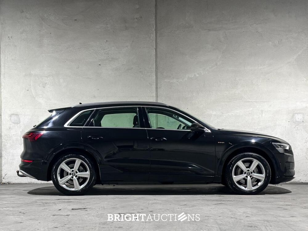 Audi e-tron 50 Quattro Launch Edition 71 kWh 313pk 2019 (Origineel-NL), G-370-ZV