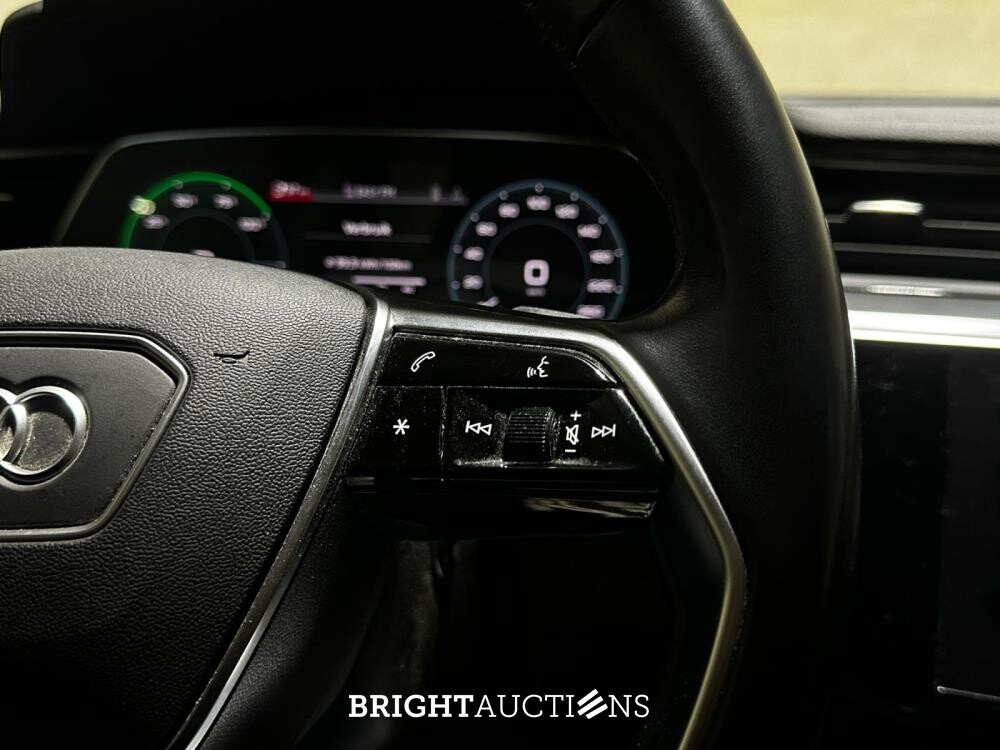 Audi e-tron 50 Quattro Launch Edition 71 kWh 313pk 2019 (Origineel-NL), G-370-ZV