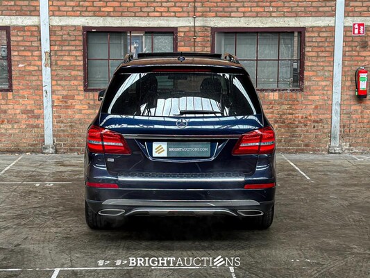 Mercedes-Benz GLS500 4.7 V8 4Matic 455hp 2017 7-passenger GLS-Class, RJ-188-R