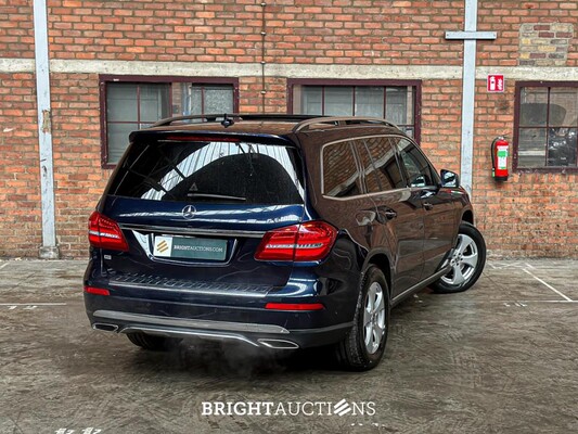 Mercedes-Benz GLS500 4.7 V8 4Matic 455hp 2017 7-passenger GLS-Class, RJ-188-R