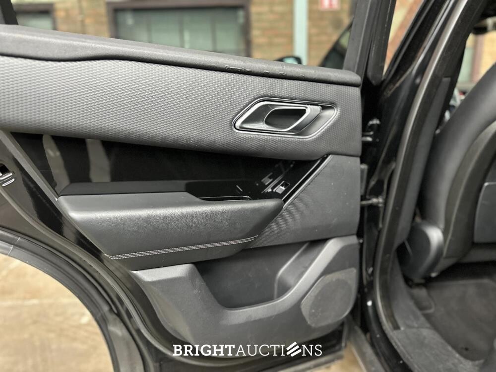 Land Rover Range Rover Velar 2.0 I4 Turbo AWD R-Dynamic SE 250pk 2017 (Origineel-NL), PL-742-K