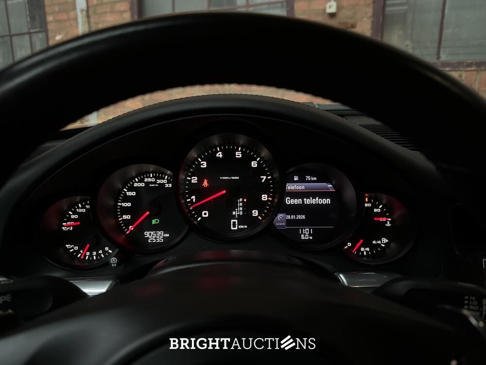 Porsche 911 Carrera 4 991 3.4 349hp 2013, Z-604-PP