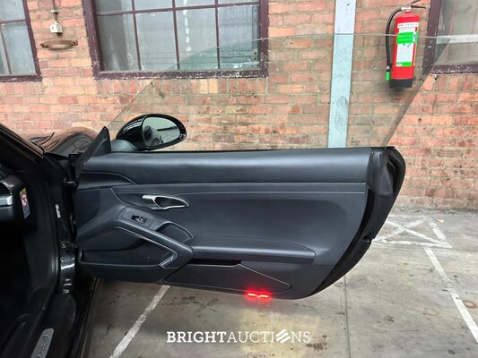 Porsche 911 Carrera 4 991 3.4 349hp 2013, Z-604-PP