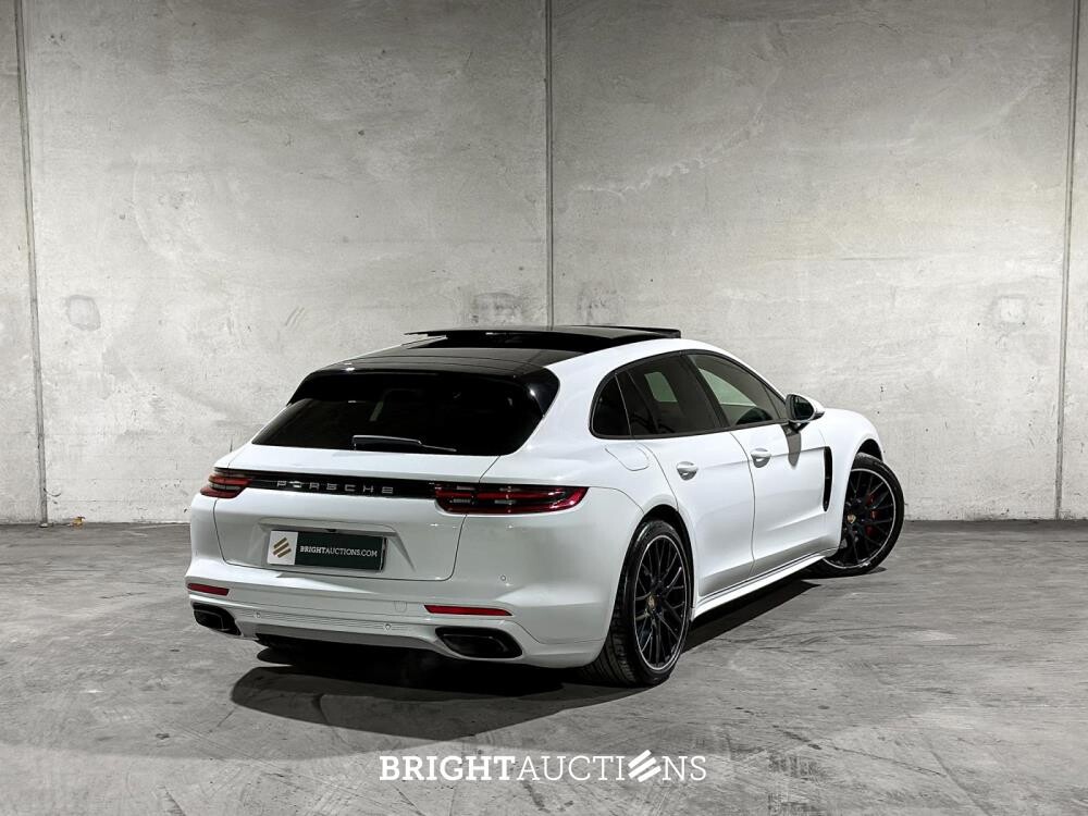 Porsche Panamera Sport Turismo  4 E-Hybrid 2.9 V6 462pk 2018, L-703-KR