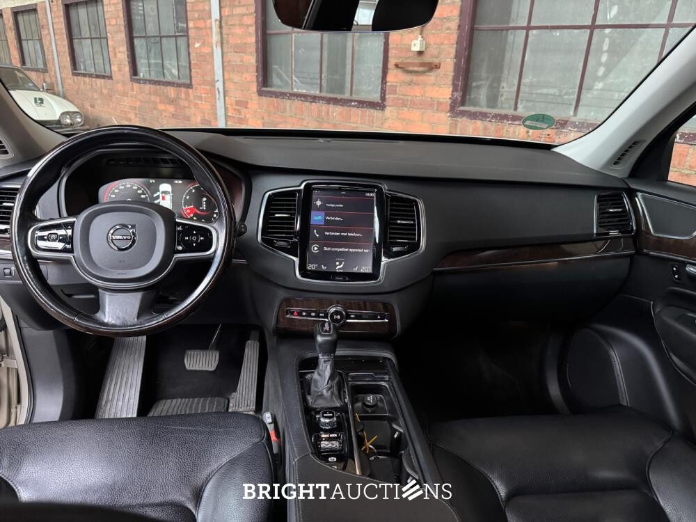 Volvo XC90 2.0 T6 AWD Inscription 320hp 2015, ZR-425-V
