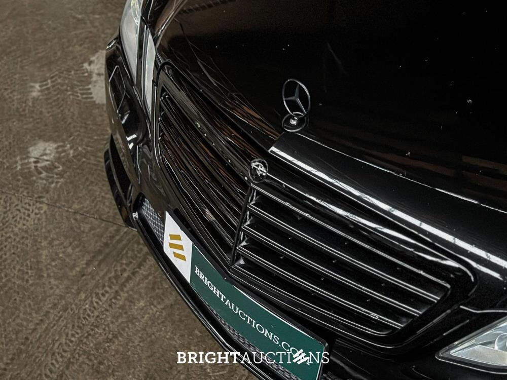 Mercedes-Benz E500 AMG 5.5 V8 388pk 2010 E-Klasse Youngtimer
