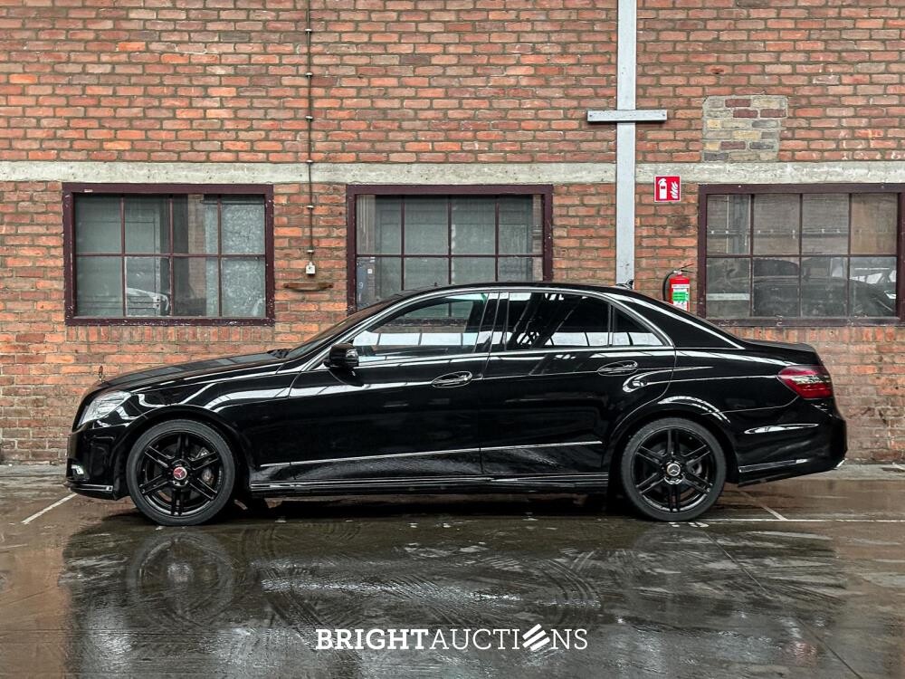 Mercedes-Benz E500 AMG 5.5 V8 388hp 2010 E-Class Youngtimer