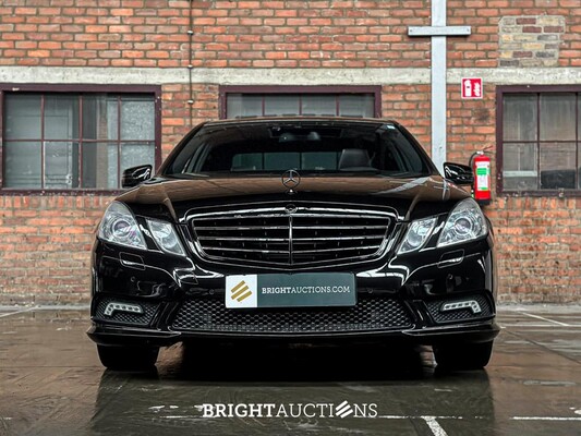 Mercedes-Benz E500 AMG 5.5 V8 388hp 2010 E-Class Youngtimer