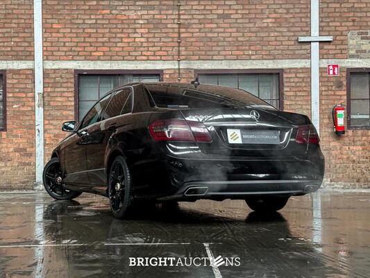Mercedes-Benz E500 AMG 5.5 V8 388hp 2010 E-Class Youngtimer