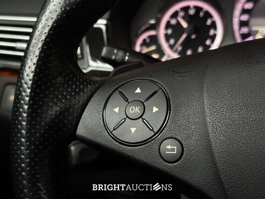 Mercedes-Benz E500 AMG 5.5 V8 388hp 2010 E-Class Youngtimer