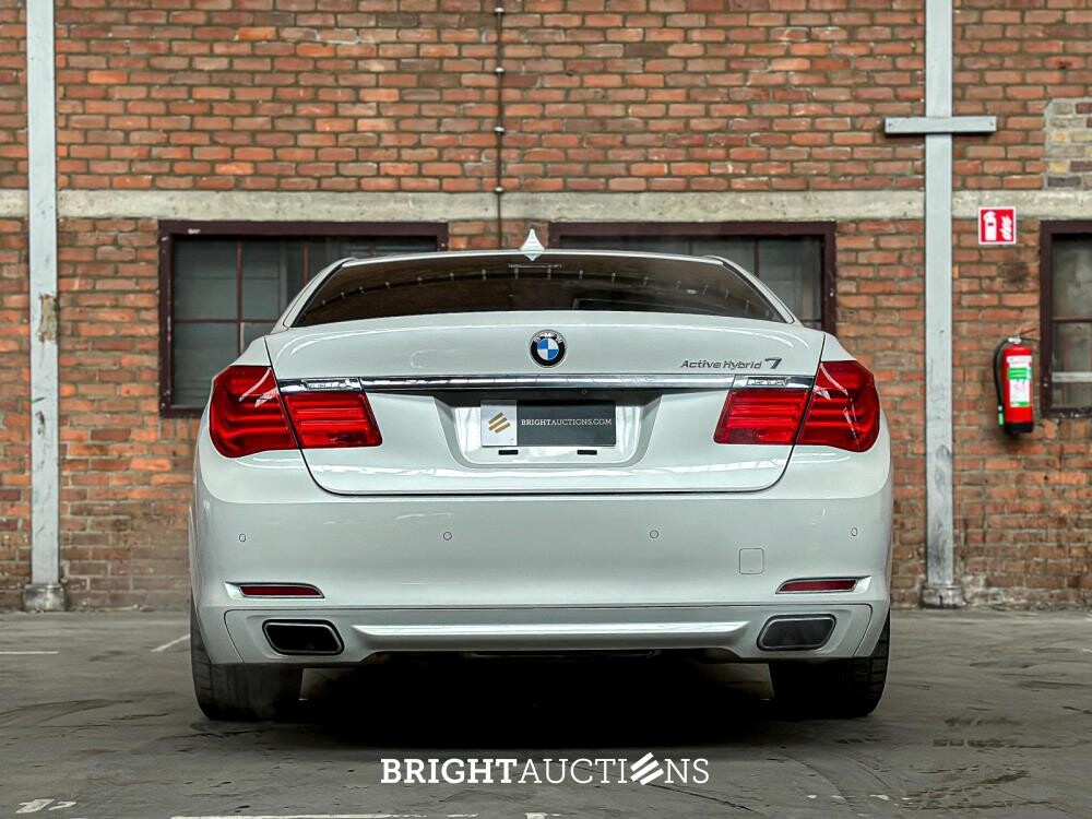 BMW ActiveHybrid7 F04 4.4 V8 465pk 2011 F04 Youngtimer
