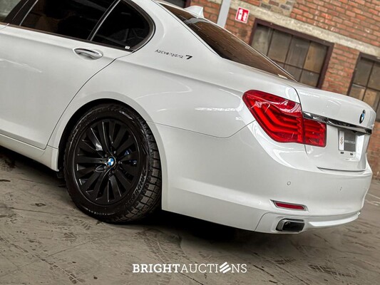 BMW ActiveHybrid7 F04 4.4 V8 465pk 2011 F04 Youngtimer