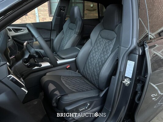 Audi Q8 55 TFSIe Quattro 3.0 V6 S-Line -New- 394HP 2025 Plug-In Hybrid (Factory Warranty)
