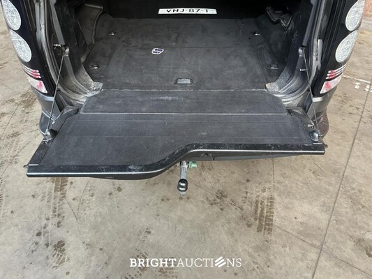 Land Rover Discovery 4 3.0 SDV6 SE HSE 256pk 2015, VNJ-87-T