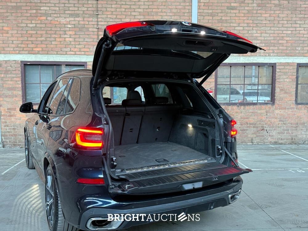 BMW X5 xDrive45e M-Sport 50 Jahre 6-cylinder 394hp 2023, X-243-GJ