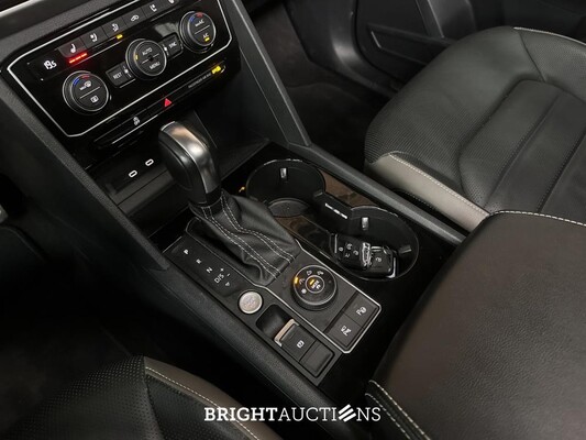Volkswagen Atlas 3.6 V6 R-Line 7-Person 280hp 2023