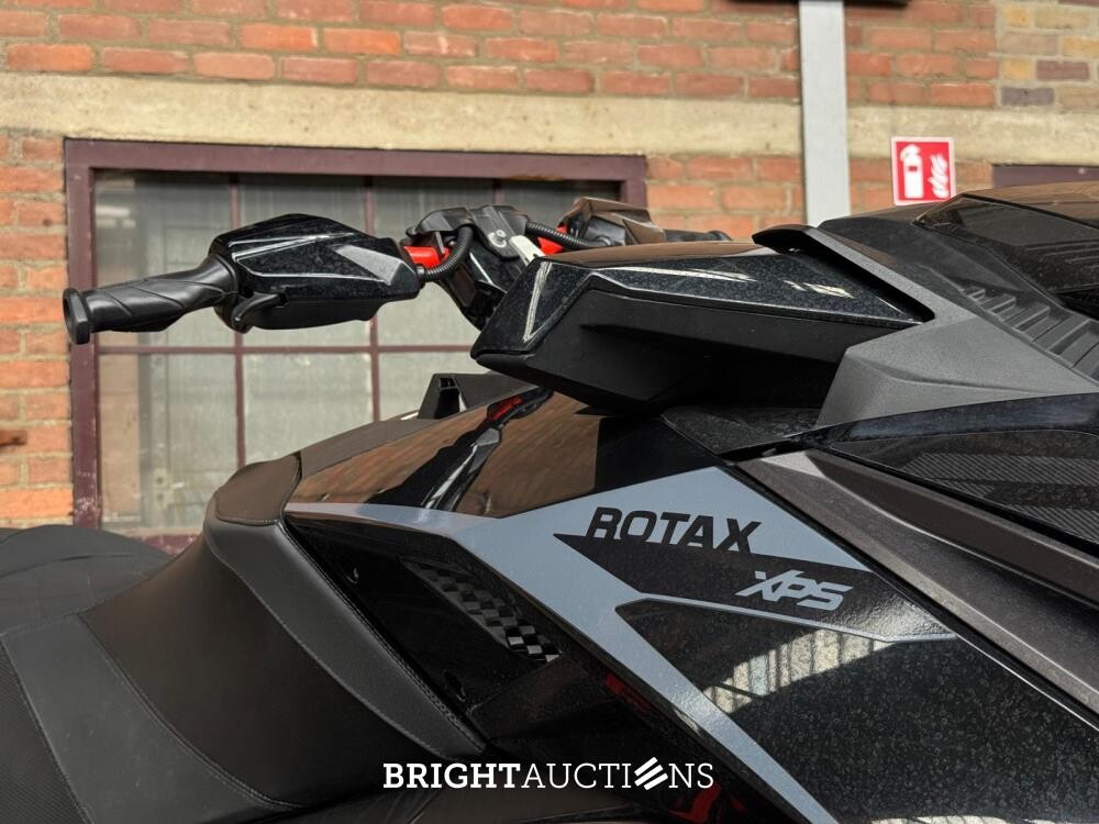 Sea-Doo RXP-X 300 Watercraft 2019 Jetloader
