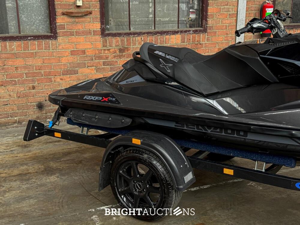 Sea-Doo RXP-X 300 Watercraft 2019 Jetloader