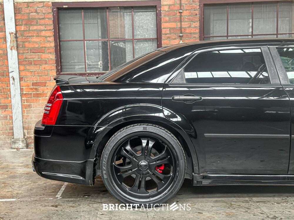 Chrysler 300C HEMI 5.7 V8 340HP 2005
