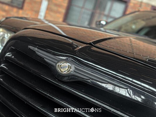 Chrysler 300C HEMI 5.7 V8 340PK 2005 