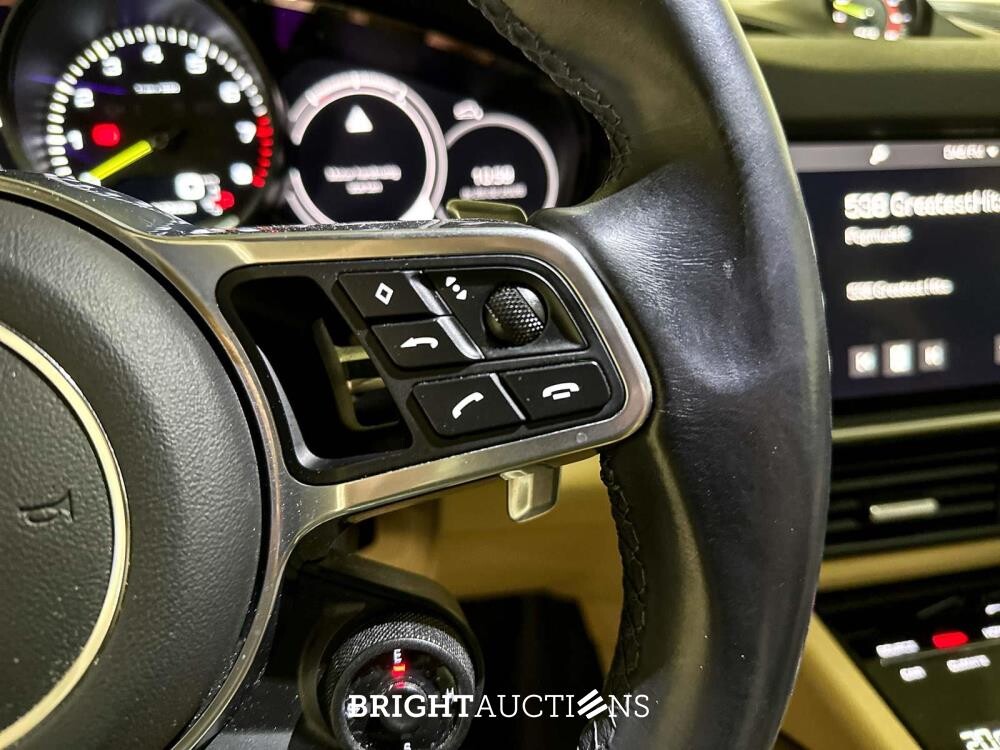 Porsche Cayenne Coupé 3.0 V6 E-Hybrid 462pk 2021 (Origineel-NL + 1e eigenaar), K-327-PV