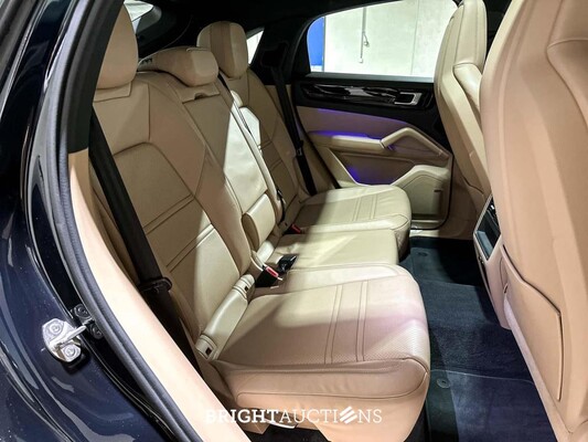 Porsche Cayenne Coupé 3.0 V6 E-Hybrid 462pk 2021 (Origineel-NL + 1e eigenaar), K-327-PV
