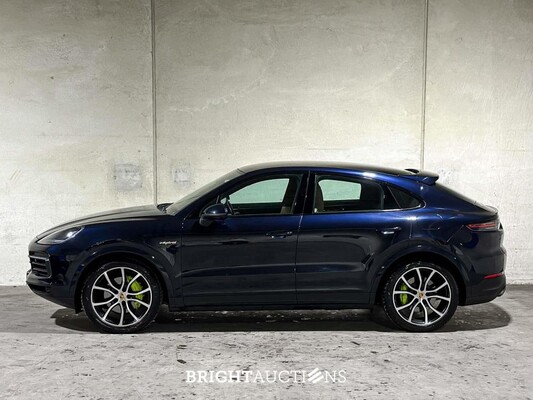 Porsche Cayenne Coupé 3.0 V6 E-Hybrid 462pk 2021 (Origineel-NL + 1e eigenaar), K-327-PV