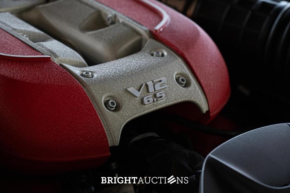 Ferrari 812 Superfast 6.5 V12 HELE -CARBON- 796pk 2020