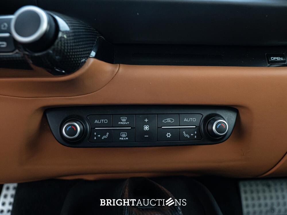 Ferrari 812 Superfast 6.5 V12 HUGE -CARBON- 796hp 2020