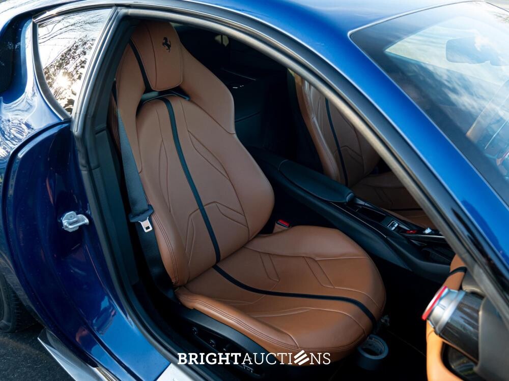 Ferrari 812 Superfast 6.5 V12 HELE -CARBON- 796pk 2020