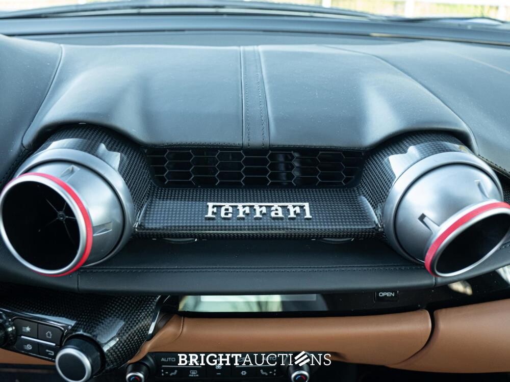 Ferrari 812 Superfast 6.5 V12 HELE -CARBON- 796pk 2020