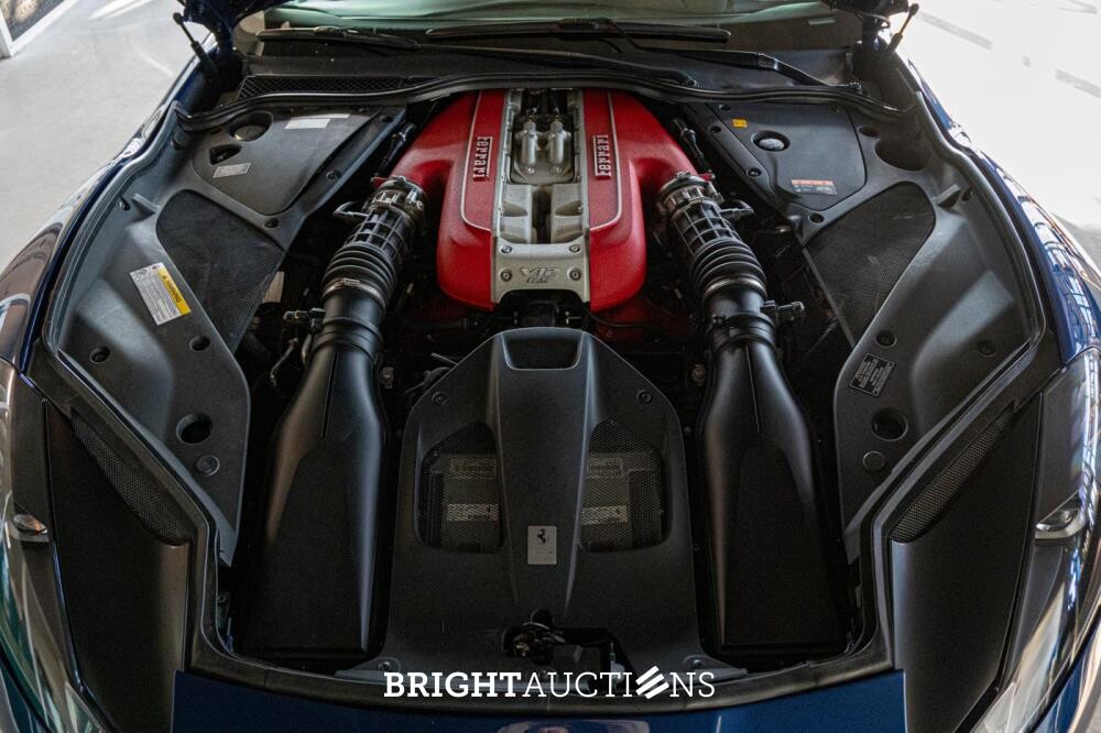 Ferrari 812 Superfast 6.5 V12 HELE -CARBON- 796pk 2020