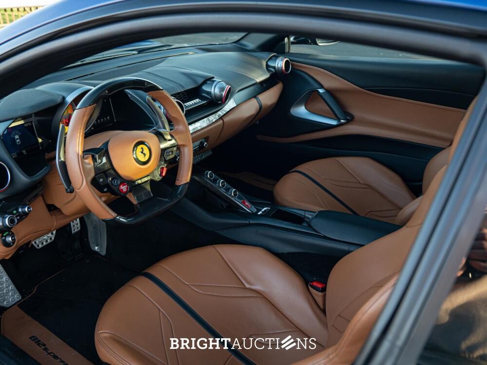 Ferrari 812 Superfast 6.5 V12 HELE -CARBON- 796pk 2020