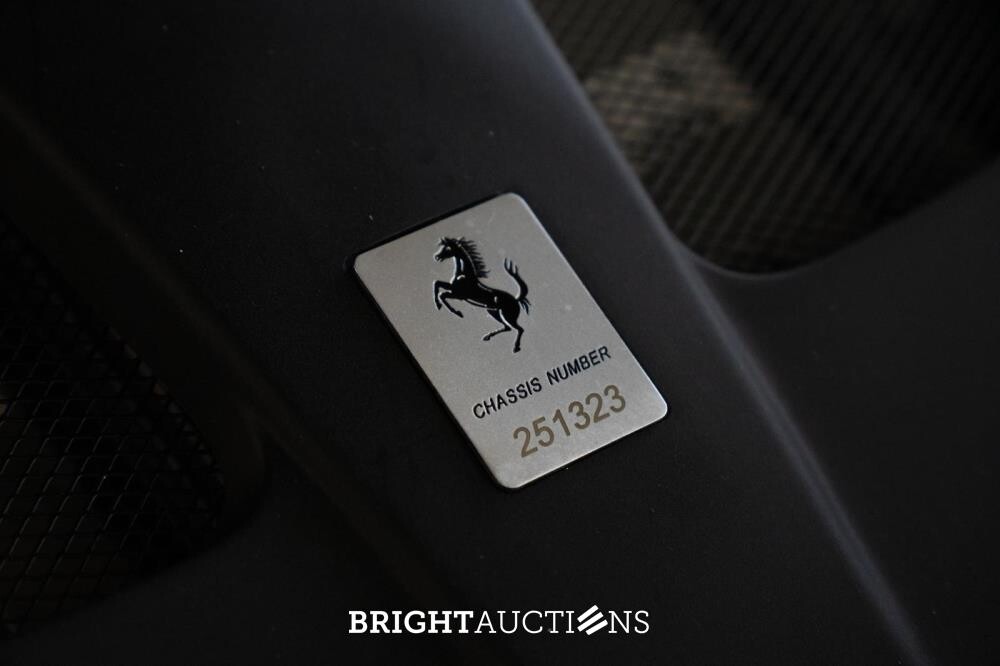 Ferrari 812 Superfast 6.5 V12 HELE -CARBON- 796pk 2020
