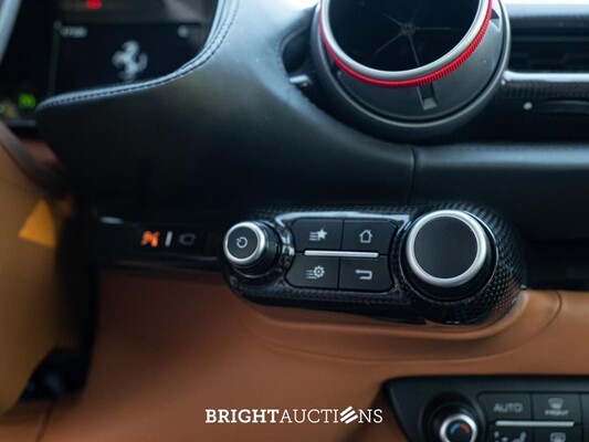 Ferrari 812 Superfast 6.5 V12 HUGE -CARBON- 796hp 2020