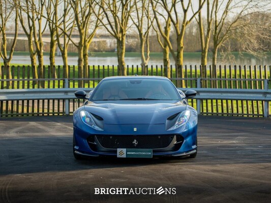 Ferrari 812 Superfast 6.5 V12 HELE -CARBON- 796pk 2020