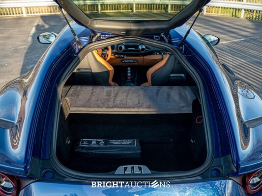 Ferrari 812 Superfast 6.5 V12 HELE -CARBON- 796pk 2020