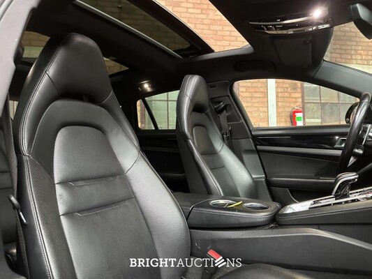 Porsche Panamera Sport Turismo 4 E-Hybrid Executive 2.9 V6 462pk 2018 Sport Chrono, G-856-XL